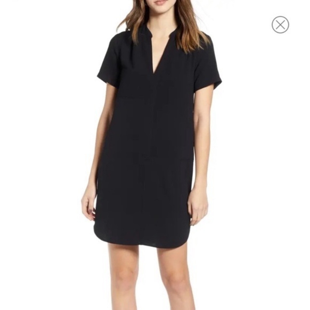 Le Chateau Black  V-Neck Shift mini Dress Chest Pocket NWT women’s Small LBD